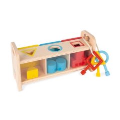 Vkladanie a triedenie s kľúčikmi a zámkami Montessori