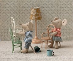 Vintage stolička Dark powder